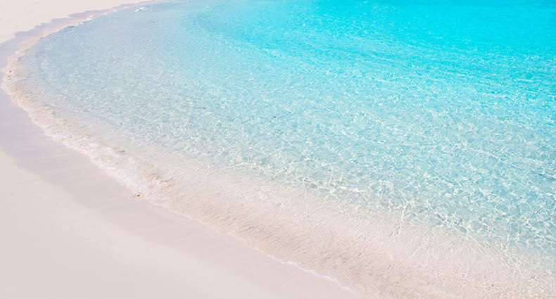 cala-agulla-agua-cristalina