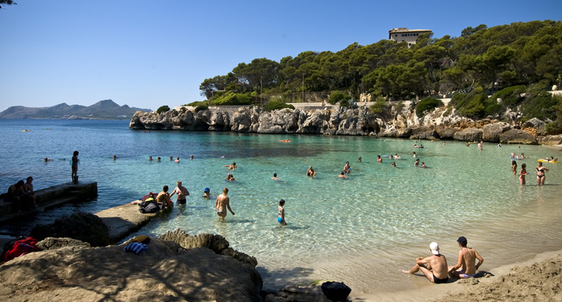 playa-cala-gat-bano-familias-diversion